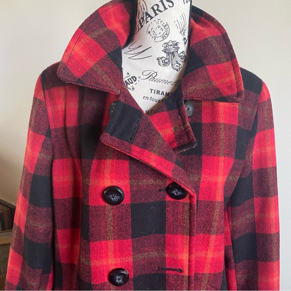 Woman’s Wool Peacoat Red Plaid Double Breasted Warm Coat Size L. Old Navy
